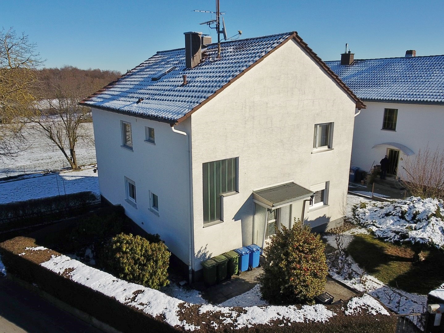 Objekt 987: Großzügiges Zweifamilienhaus mit zwei abgeschlossenen 3-Zimmerwohnungen im Grünen von Ober-Ramstadt/ Rohrbach